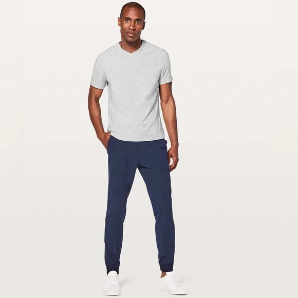💛Lululemon 5 Year Basic V Shirt Short Sleeve Pima Cotton Blend Men’s Size Small - Picture 1 of 8